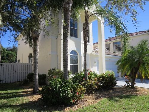 5101 Prairie Dunes Village Cir, Lake Worth, FL, 33463-8217 | Card Image