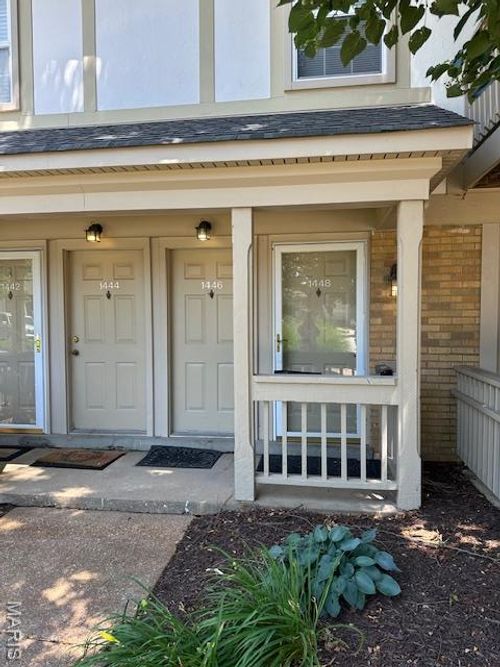1448 Bluebird Ter, Brentwood, MO, 63144-1101 | Card Image