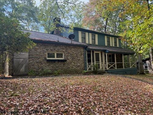 242 Bearhunter Est, Elkins, WV, 26241-8679 | Card Image