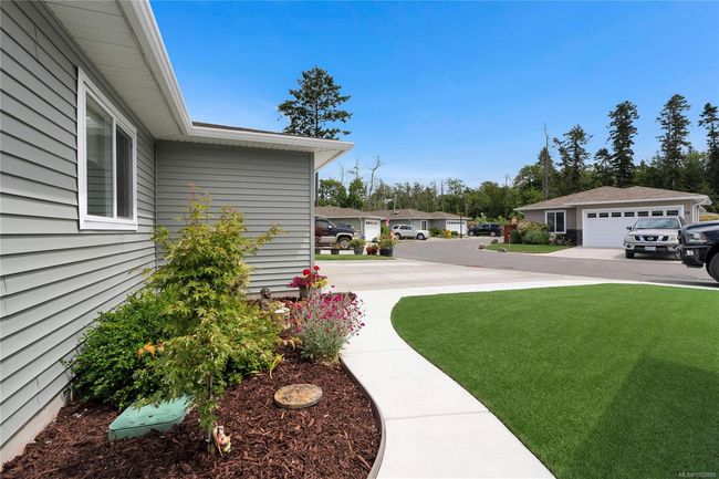 37 - 7586 Tetayut Rd, House other with 3 bedrooms, 2 bathrooms and 4 parking in Central Saanich BC | Image 4