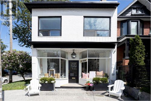 134 Tyrrel Ave, Toronto, ON, M6G2G5 | Card Image