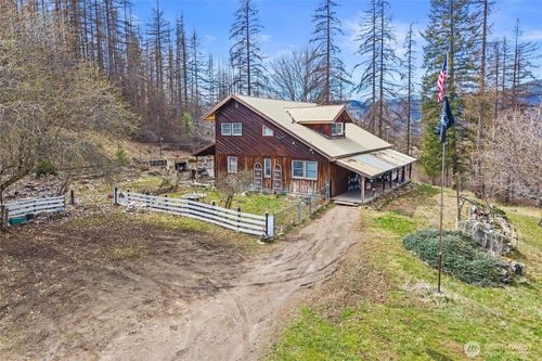 3442 Moore Rd, Kettle Falls, WA, 99141-8741 | Card Image