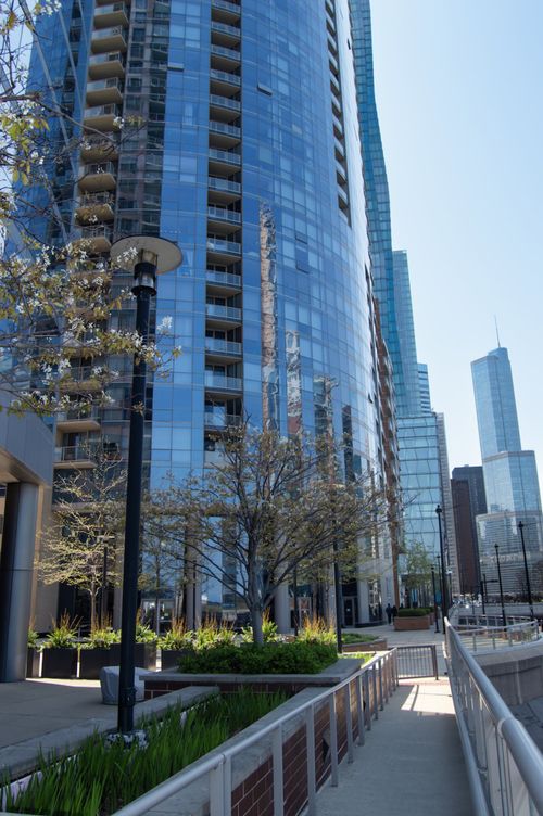 4114-420 E Waterside Dr, Chicago, IL, 60601-8026 | Card Image