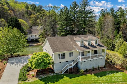 79 Mill Pond Way, Hendersonville, NC, 28791-5300 | Card Image