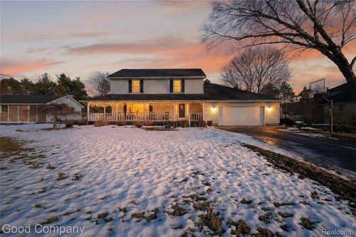 3761 Christopher Dr, Brighton, MI, 48114-9255 | Card Image