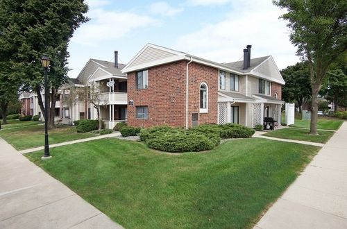 107-1537 Westminster Drive, Naperville, IL, 60563 | Card Image