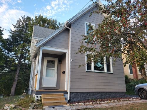 25 Summit St, Fairport, NY, 14450-2511 | Card Image