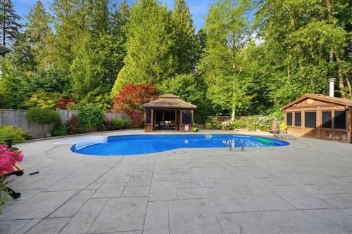 10668 245b St, Maple Ridge, BC, V2W2G2 | Card Image
