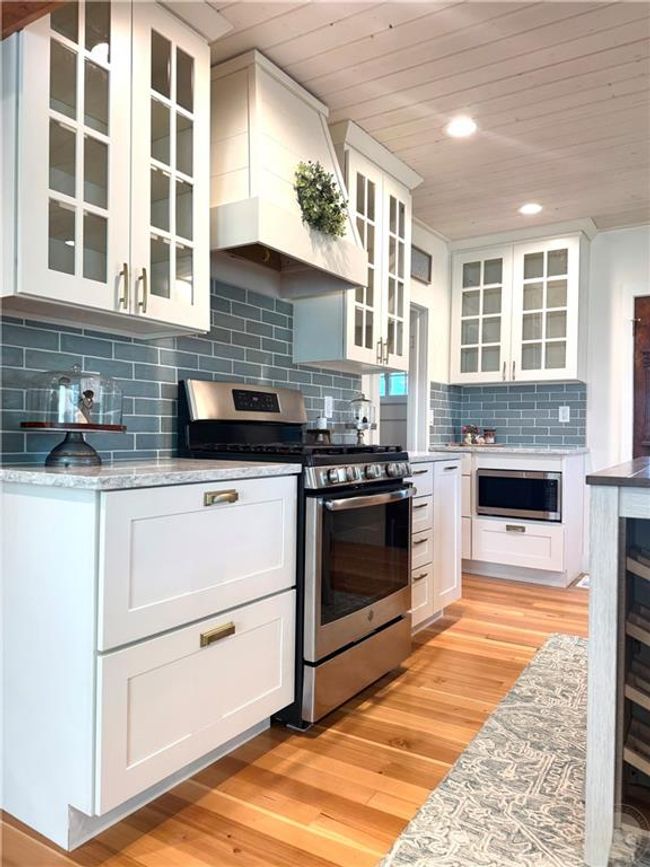 Kitchen | Image 14