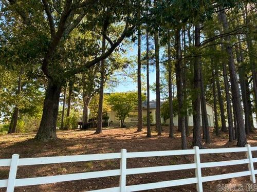 1044 Whipporwill Ln, Mountain View, AR, 72560-6411 | Card Image
