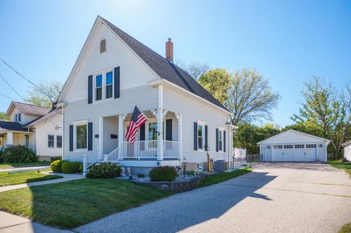 233 Kendall Street, Burlington, WI, 53105 | Card Image