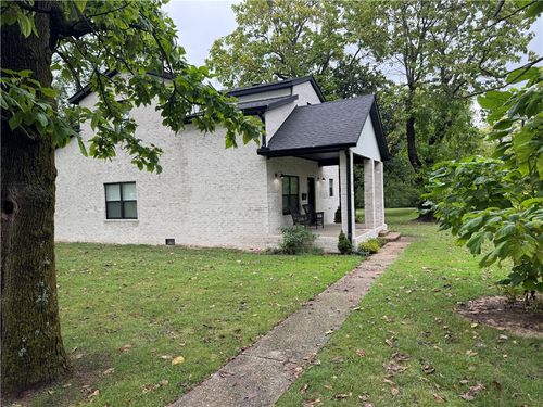 5576 N Oak St, Bethel Heights, AR, 72764-9614 | Card Image