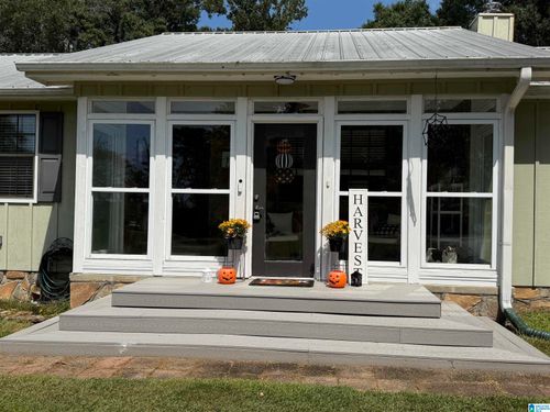 115 Cove Dr, PELL CITY, AL, 35128-7186 | Card Image