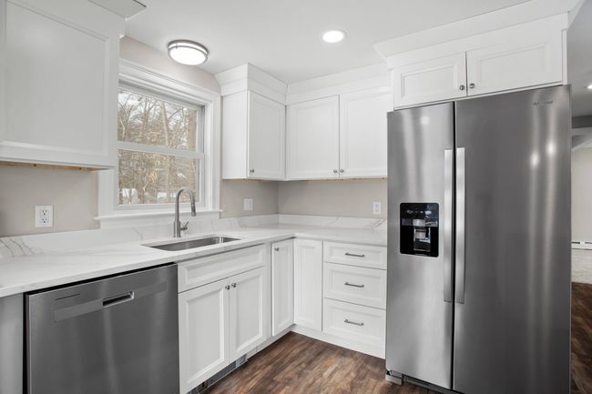 49 Depot Rd, House other with 3 bedrooms, 2 bathrooms and null parking in Epping NH | Image 37