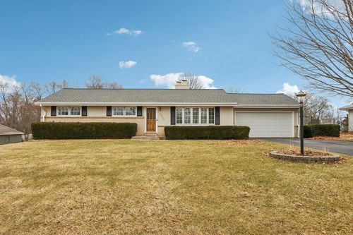 8810 S Patricia Boulevard, Oak Creek, WI, 53154 | Card Image