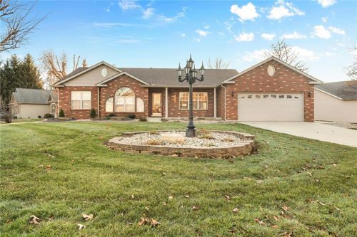 7501 Stonebridge Drive, Maryville, IL, 62062 | Card Image