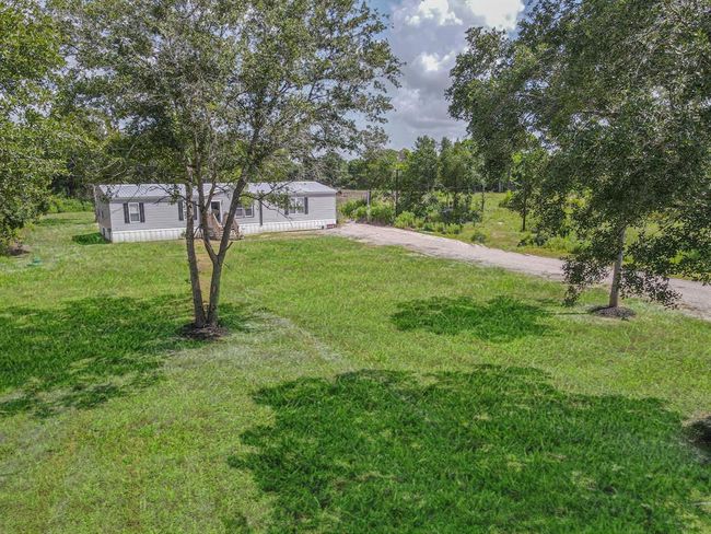 5624 Wickwillow Ln, House other with 3 bedrooms, 2 bathrooms and null parking in Alvin TX | Image 6