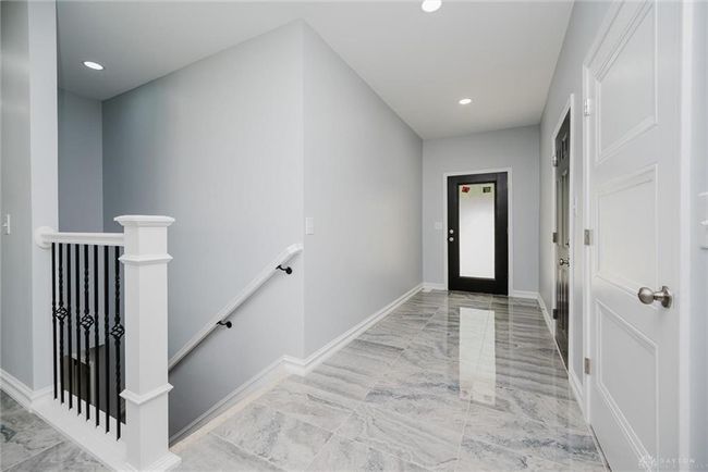 8613 Byers Rd, House other with 5 bedrooms, 3 bathrooms and null parking in Miamisburg OH | Image 8