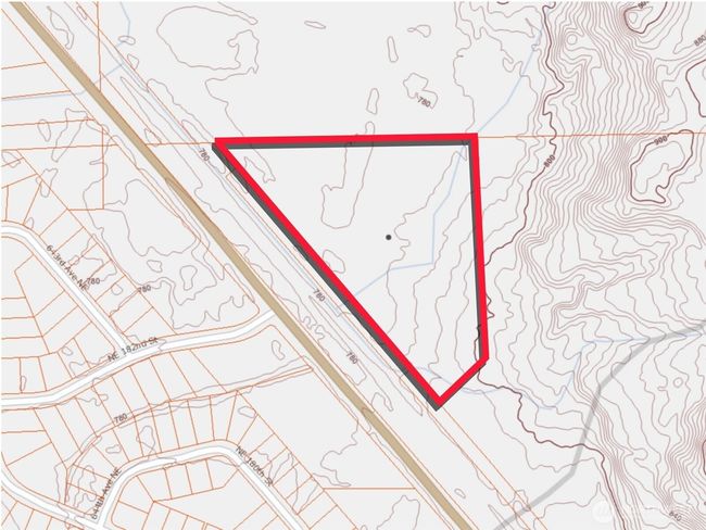 Overhead view with approximate boundaries in red. | Image 6