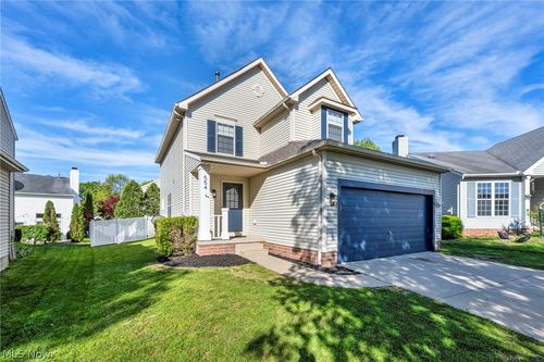 554 Hastings Ct, Akron, OH, 44319-5505 | Card Image