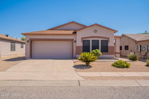 9936 E Star Vista Dr, Tucson, AZ, 85748-7889 | Card Image
