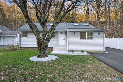 148 Roosevelt Dr, Seymour, CT, 06483-2148 | Card Image