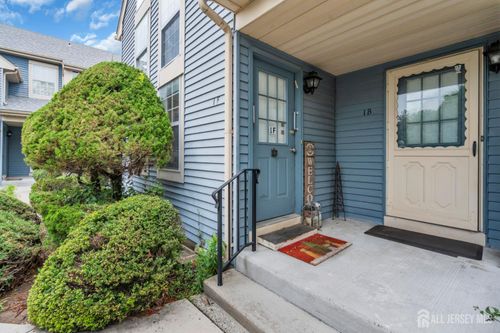 f-1 Truro Dr, Monroe, NJ, 08831 | Card Image