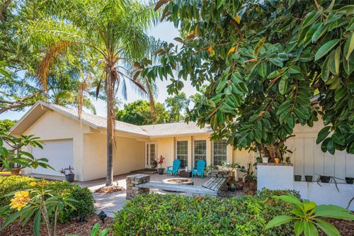 520 Sandy Hook Rd, PALM HARBOR, FL, 34683-3727 | Card Image