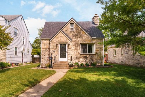 908 Vernon Rd, Bexley, OH, 43209-2469 | Card Image