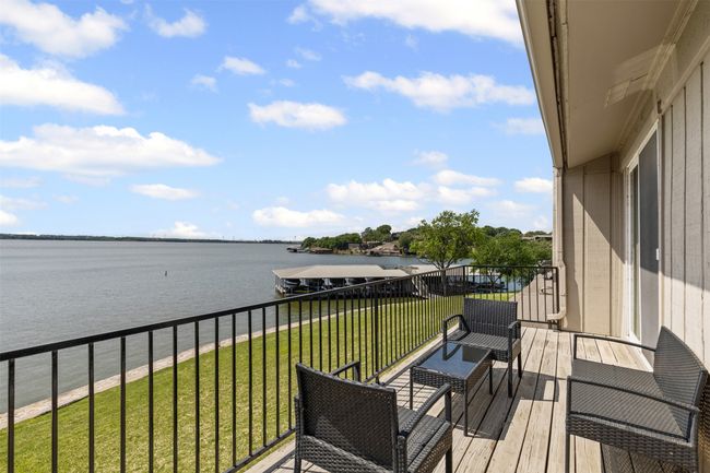 5232 Country Club Dr, Condo with 2 bedrooms, 2 bathrooms and null parking in Granbury TX | Image 21