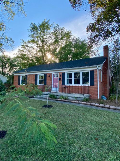 2101 Clays Mill Rd, Lexington, KY, 40503-1731 | Card Image