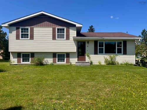 9 Sunrise Cres, Antigonish, NS, B2G2R7 | Card Image