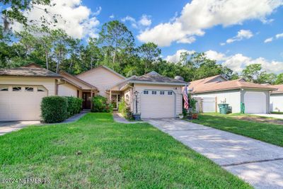 3912 Windridge Court, Townhouse with 2 bedrooms, 2 bathrooms and null parking in Jacksonville FL | Image 2