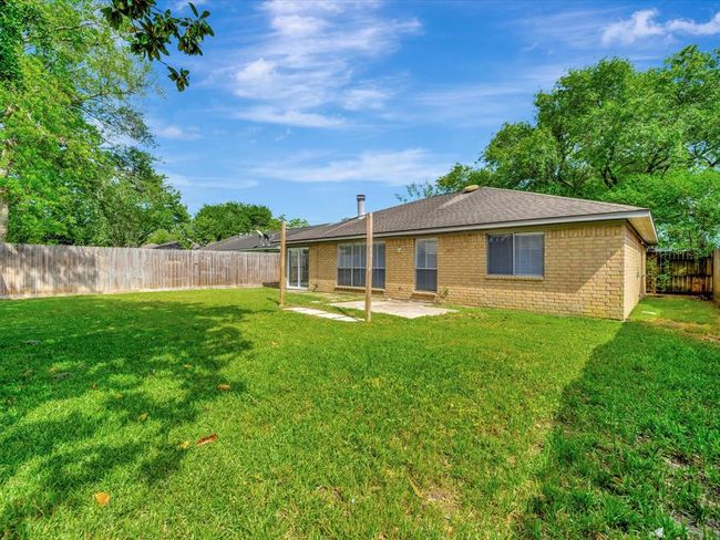 403 Elder Vista Dr, House other with 3 bedrooms, 2 bathrooms and 2 parking in Webster TX | Image 4
