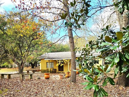 1522 Missouri St, Palestine, TX, 75803-6273 | Card Image