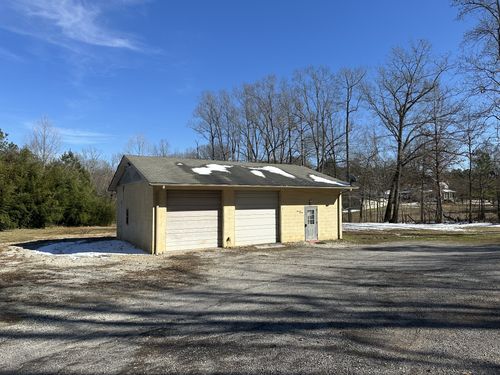 1195 By Blvd, Bon Aqua, TN, 37025-9701 | Card Image
