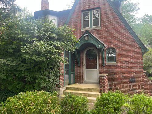 979 S Cassingham Rd, Columbus, OH, 43209-2433 | Card Image