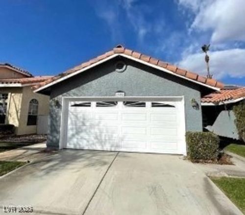 2802 Camelback Ln, Henderson, NV, 89074-3283 | Card Image