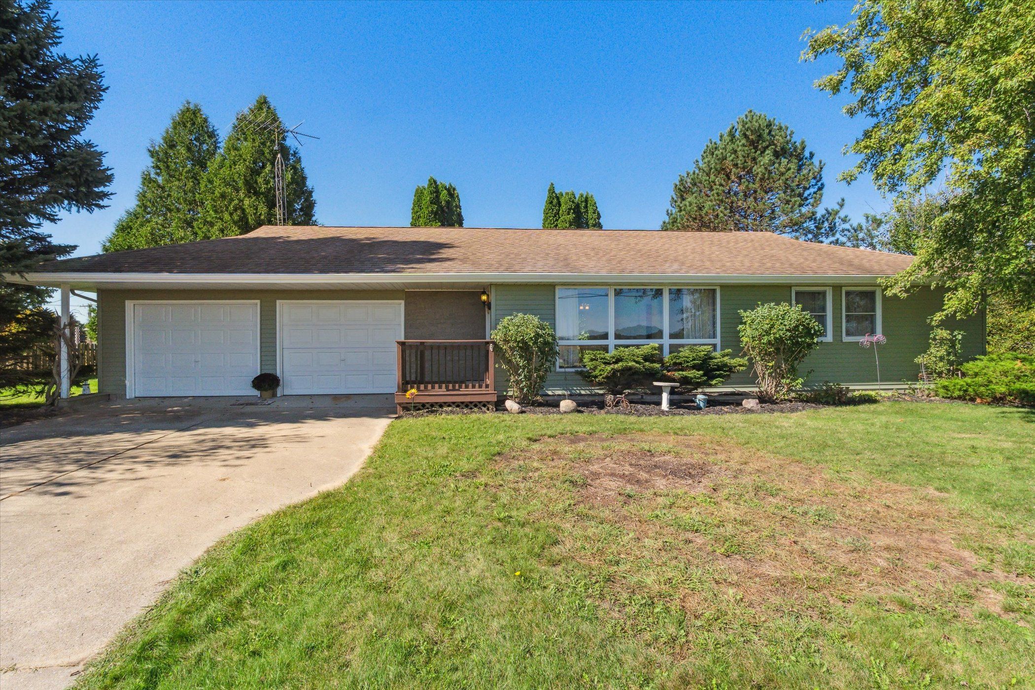 Schott Rd, Mayville, MI 48744
