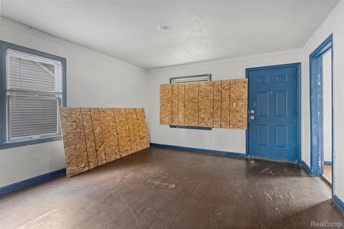 19324 Buffalo St, Detroit, MI, 48234-2445 | Card Image