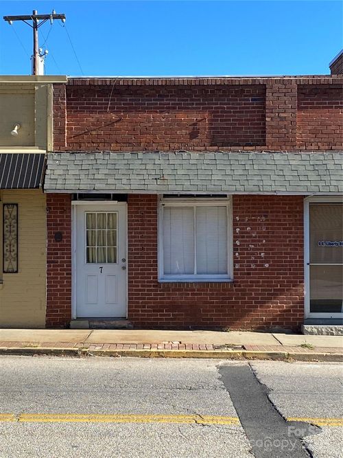 7 Liberty St E, York, SC, 29745-1546 | Card Image