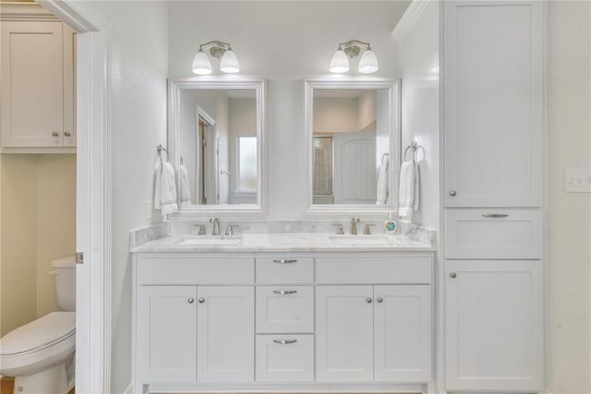 Full bath with double vanity and toilet | Image 19