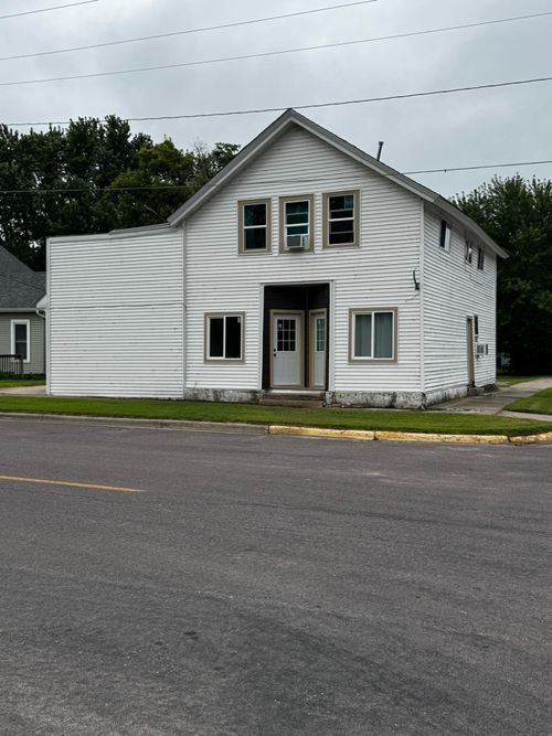 241 Webster St N, Kasota, MN, 56050-2072 | Card Image