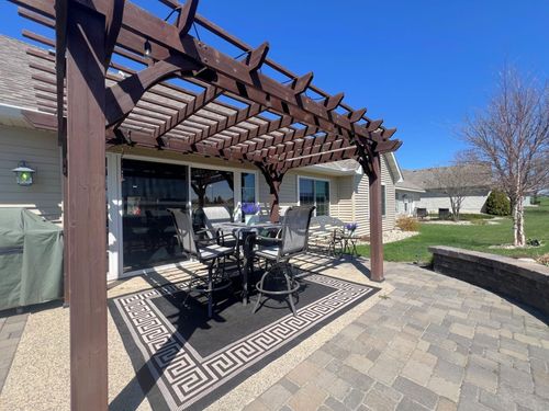 2509 7th Ave Se, Willmar, MN, 56201-6140 | Card Image