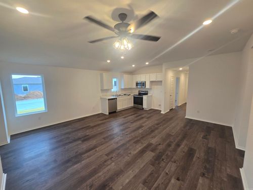 6688 Hollywood Ave, Benton, AR, 72019-8903 | Card Image