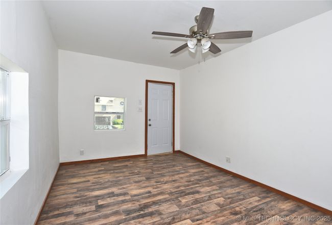 12 E Mill Ave, House other with 2 bedrooms, 2 bathrooms and null parking in Sapulpa OK | Image 5