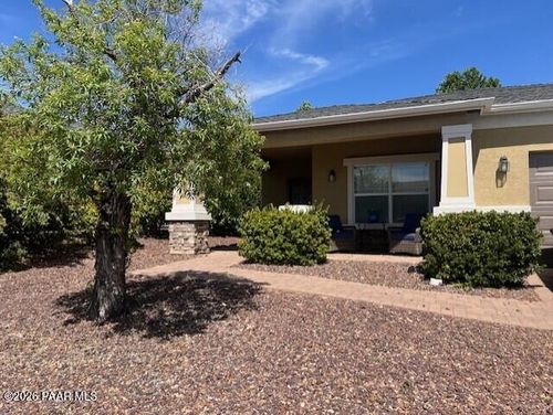 541 N Mercado St, Dewey, AZ, 86327-7117 | Card Image