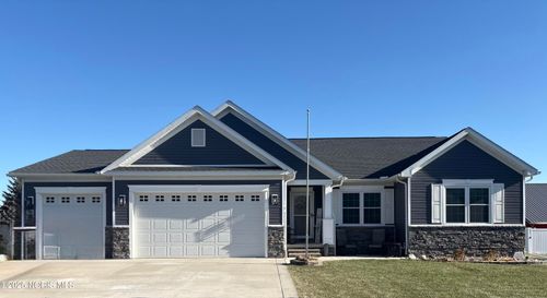 27718 Broadway St, Walbridge, OH, 43465-9526 | Card Image