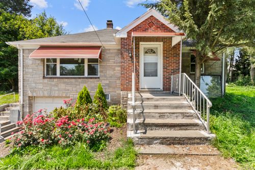 2603 N Main St, Waterbury, CT, 06704-2023 | Card Image