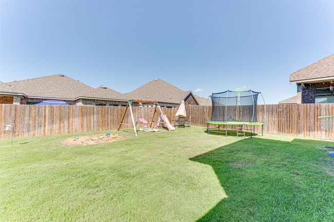 1613 Frankford Dr, House other with 5 bedrooms, 3 bathrooms and null parking in Forney TX | Image 32